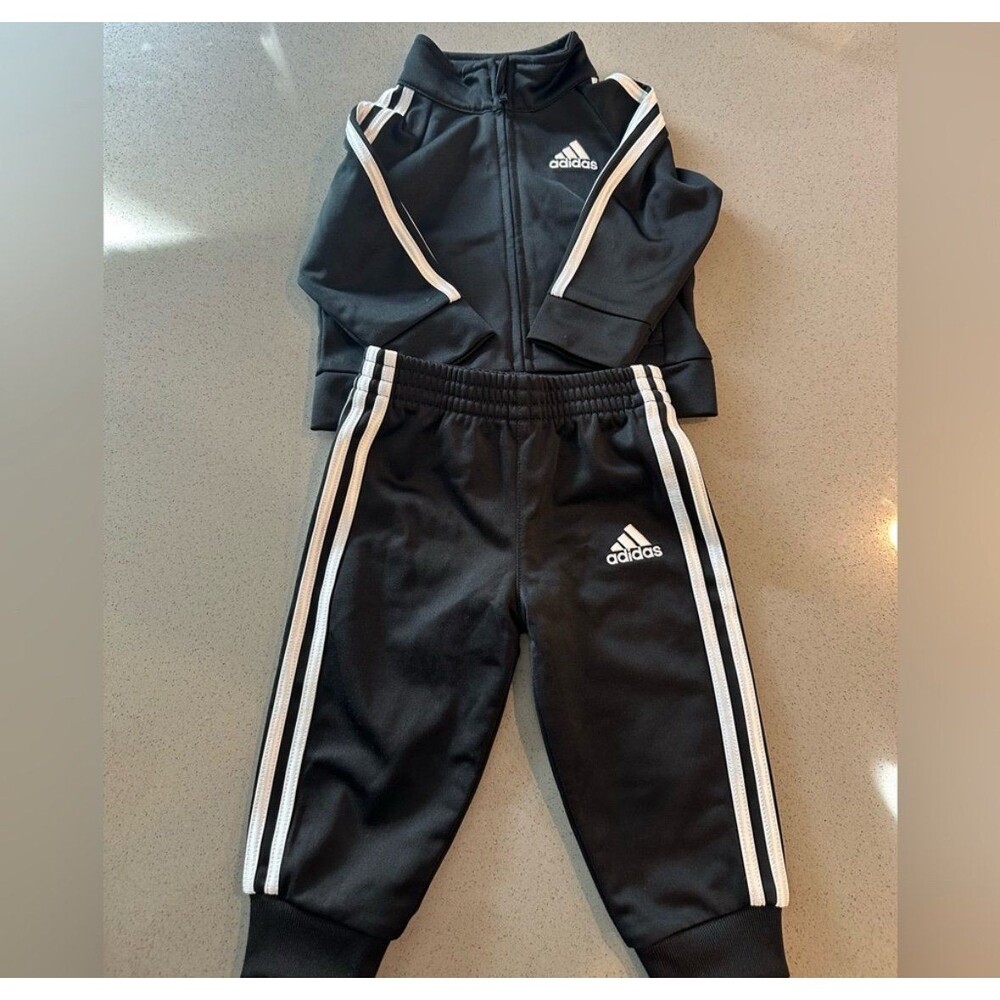 Adidas baby size 6 months black and white strip matching track suit set